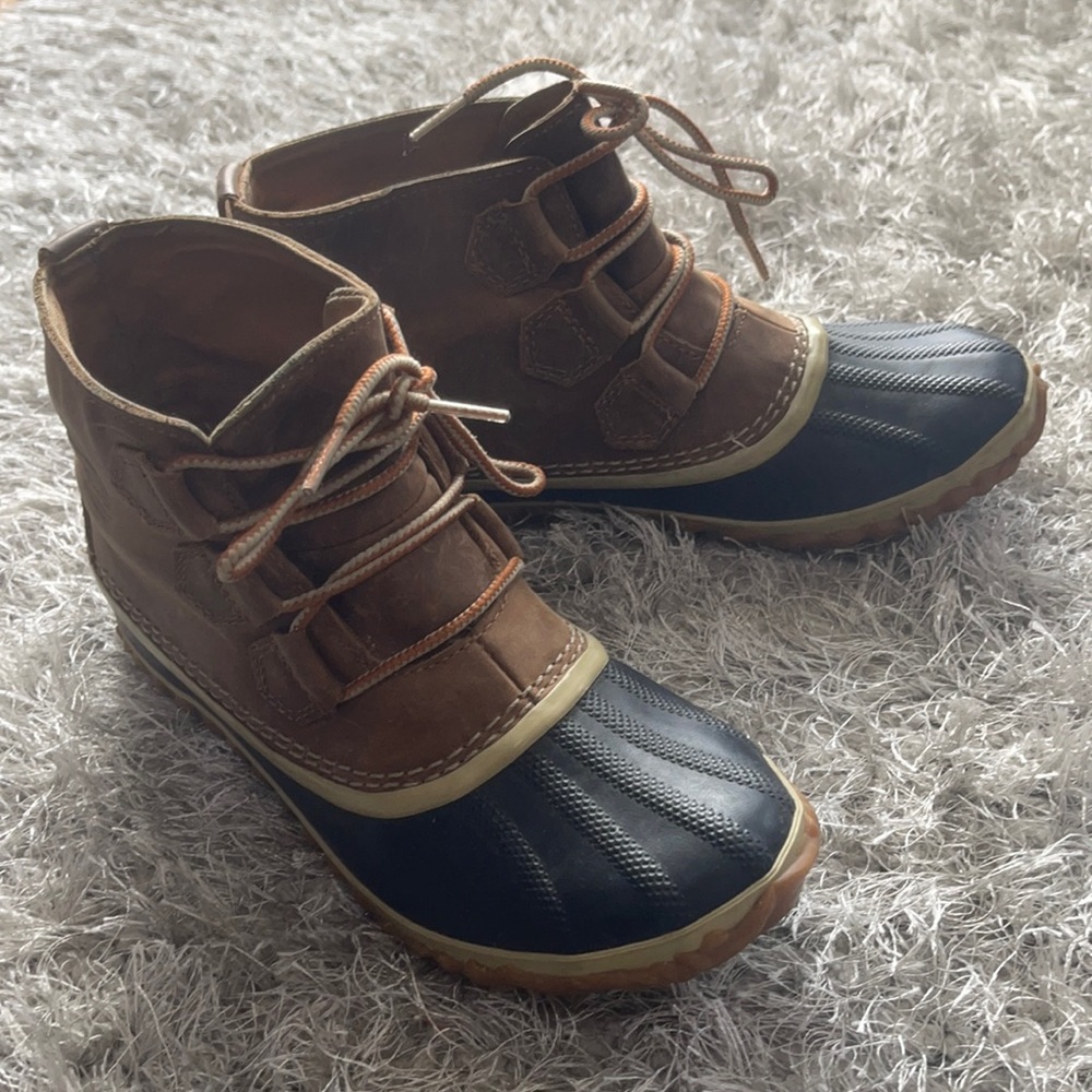 Sorel women’s duck boots